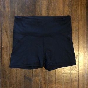 Athleta black high rise bike shorts